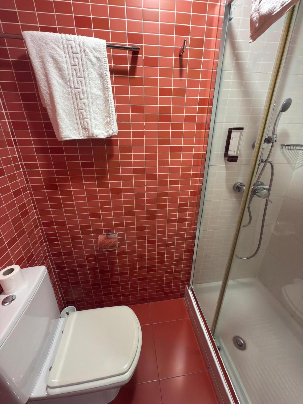 Superior Single Room with Private Bathroom,1697951269:JPEG